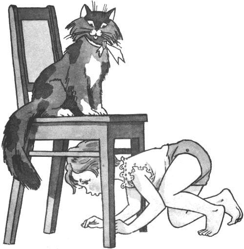 Маша-растеряша под стулом кот на стуле