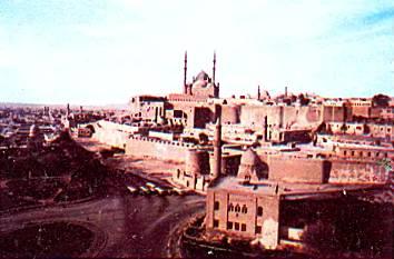 Нынешняя столица Египта Каир с цитаделью и мечетью Алабастер